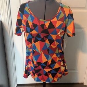 Lularoe t-shirt